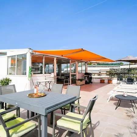 Three Bedrooms With Rooftop Terrace In Jlp Διαμέρισμα Αντίμπ